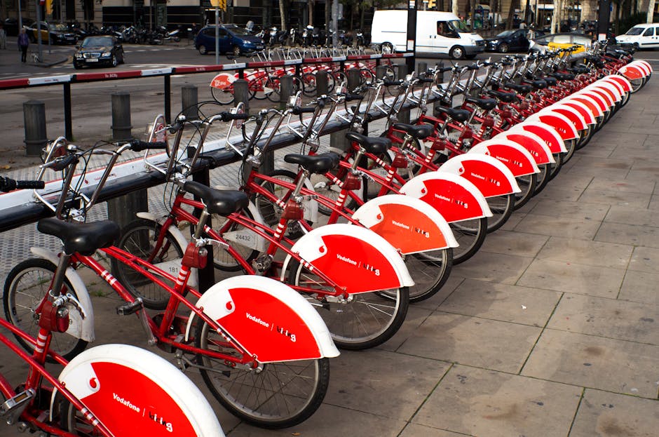 "Exploring Barcelona's 2025 Hydrogen Minibus Innovation: A Sustainable Travel Revolution in Spain"